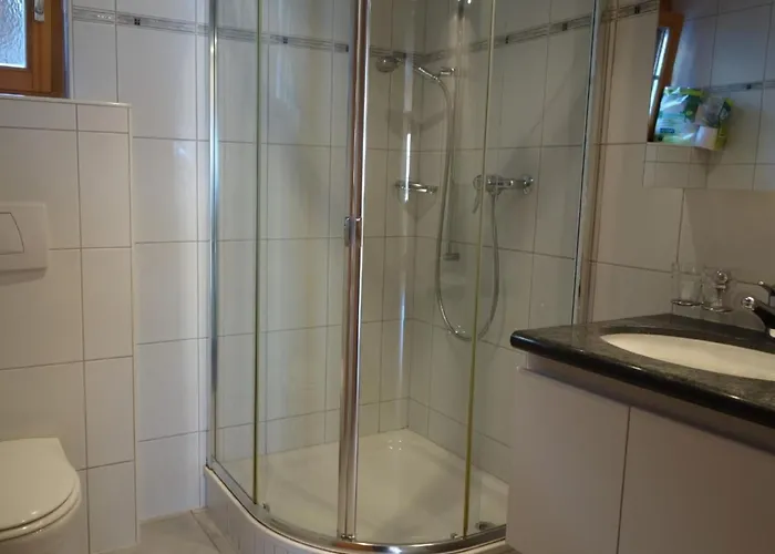 Chamonix By Interhome 格林德瓦